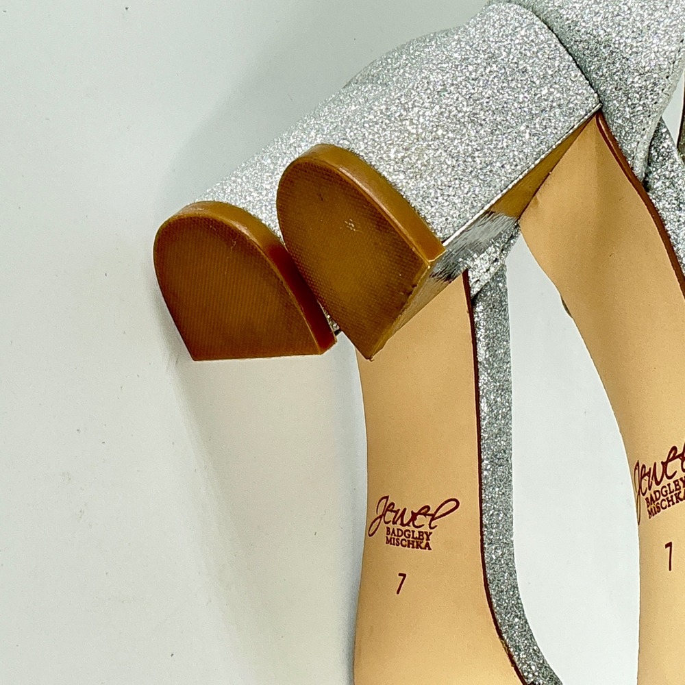 Jewel Badgley Mischka Size 7 Silver Glitter Sparkly Rhinestone Heels Sandals - Picture 13 of 15